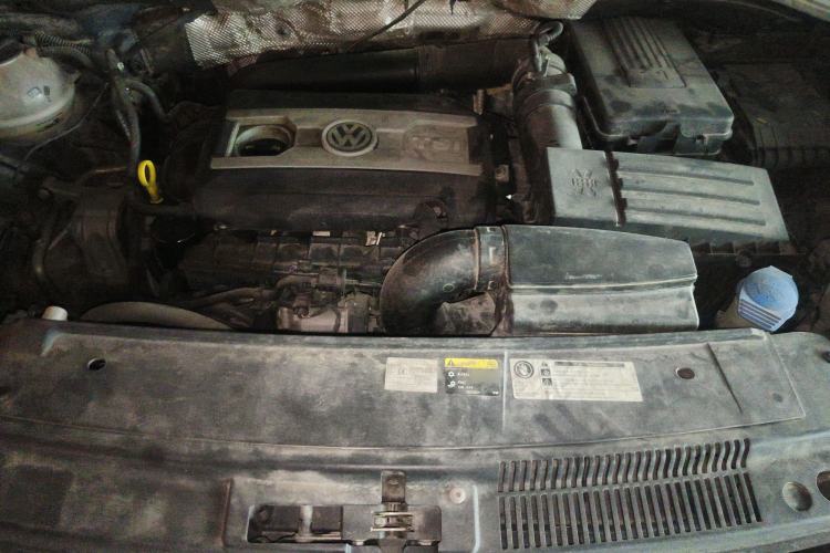 Used Volkswagen Sharan 2013 1.8TSI Standard Model Euro IV Engine Bay
