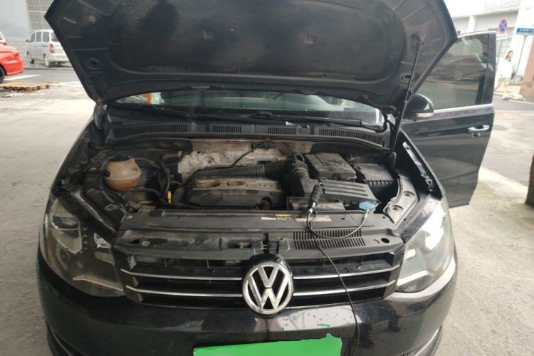Used Volkswagen Sharan 2013 2.0 TSI Comfort Model Engine Bay