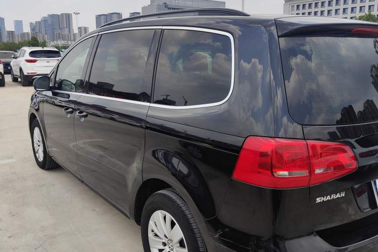 Used Volkswagen Sharan 2013 1.8TSI Standard Model Exterior 2