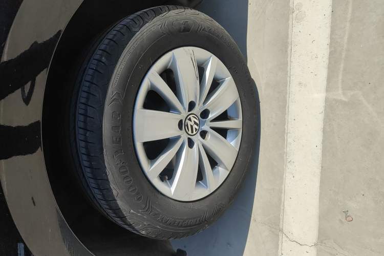 Used Volkswagen Sharan 2013 1.8TSI Standard Model Exterior 9