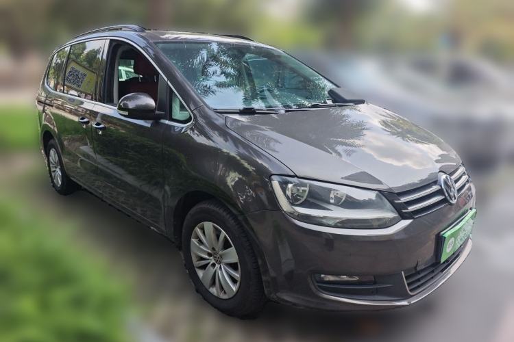 Used Volkswagen Sharan 2013 1.8TSI Standard Model Front Right 45 Deg