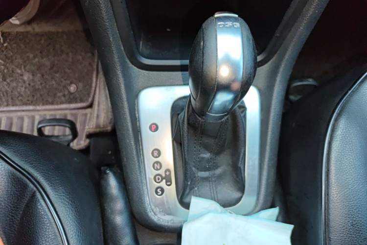 Used Volkswagen Sharan 2013 1.8TSI Standard Model Gear Lever