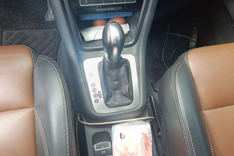 Used Volkswagen Sharan 2013 1.8TSI Comfort Model Gear Lever