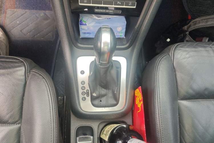 Used Volkswagen Sharan 2013 1.8TSI Comfort Model Euro IV Gear Lever