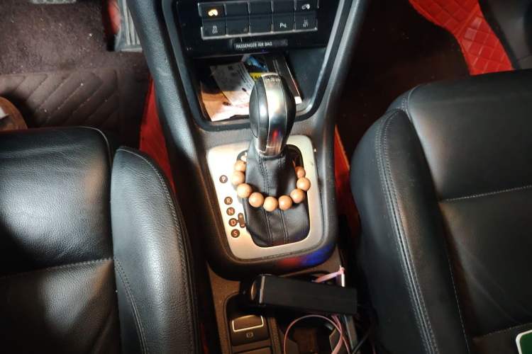 Used Volkswagen Sharan 2013 2.0 TSI Comfort Model Gear Lever