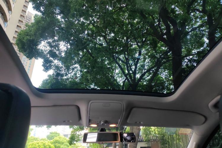 Used Volkswagen Sharan 2013 1.8TSI Comfort Model Euro IV Headliner