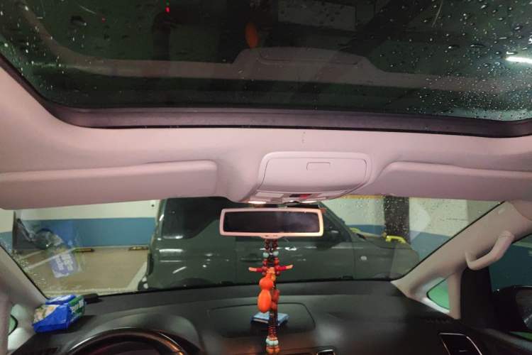Used Volkswagen Sharan 2013 2.0 TSI Standard Model Headliner