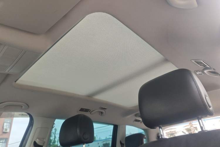 Used Volkswagen Sharan 2013 1.8TSI Comfort Model Euro IV Headliner
