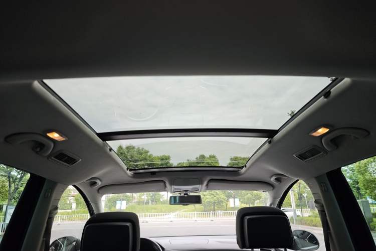 Used Volkswagen Sharan 2013 1.8TSI Standard Model Euro IV Headliner
