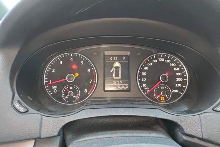 Used Volkswagen Sharan 2013 1.8TSI Standard Model Instrument Cluster