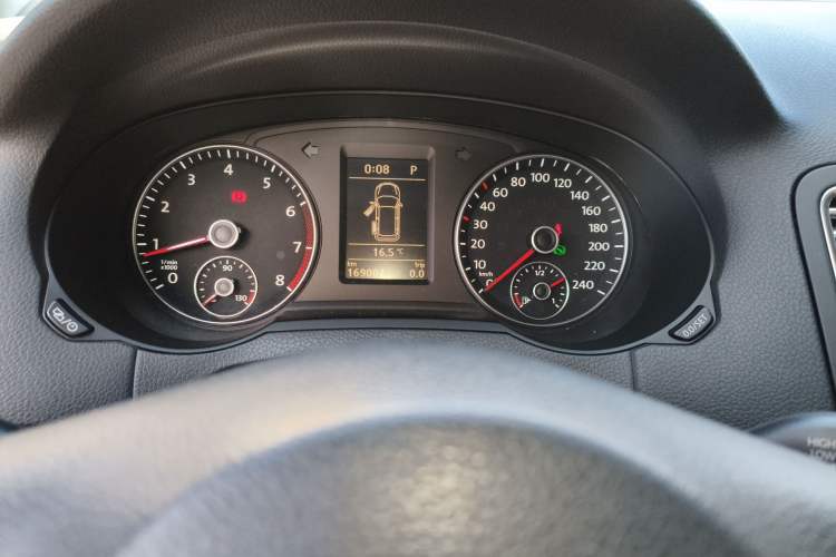 Used Volkswagen Sharan 2013 2.0 TSI Comfort Model Instrument Cluster