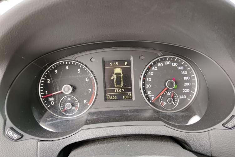 Used Volkswagen Sharan 2013 1.8TSI Standard Model Instrument Cluster