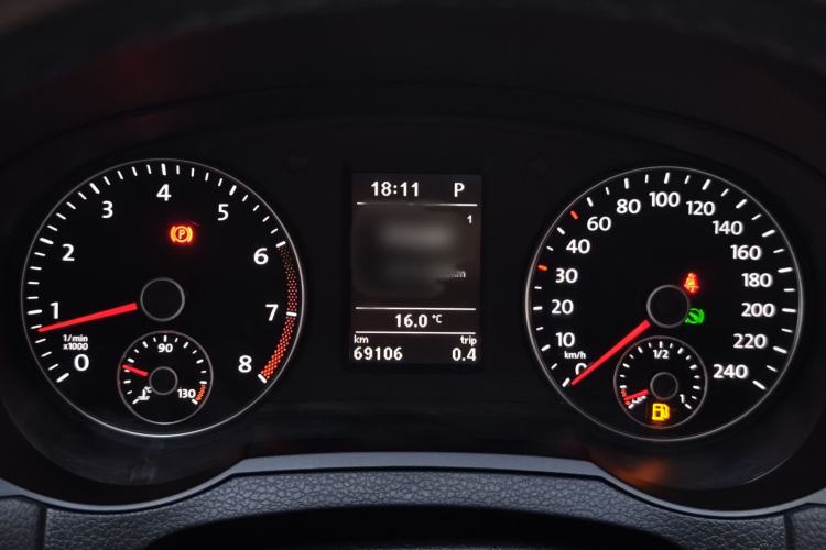 Used Volkswagen Sharan 2013 1.8TSI Standard Model Instrument Cluster