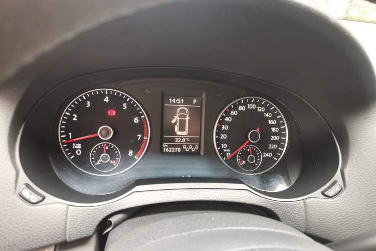 Used Volkswagen Sharan 2013 1.8TSI Standard Model Euro IV Instrument Cluster