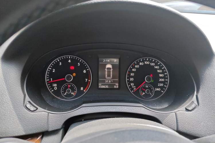 Used Volkswagen Sharan 2013 1.8TSI Comfort Model Euro IV Instrument Cluster