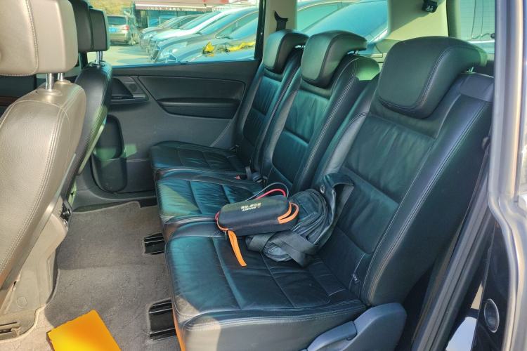 Used Volkswagen Sharan 2013 1.8TSI Comfort Model Interior 4