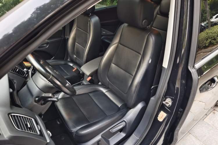Used Volkswagen Sharan 2013 1.8TSI Standard Model Left Front Seat