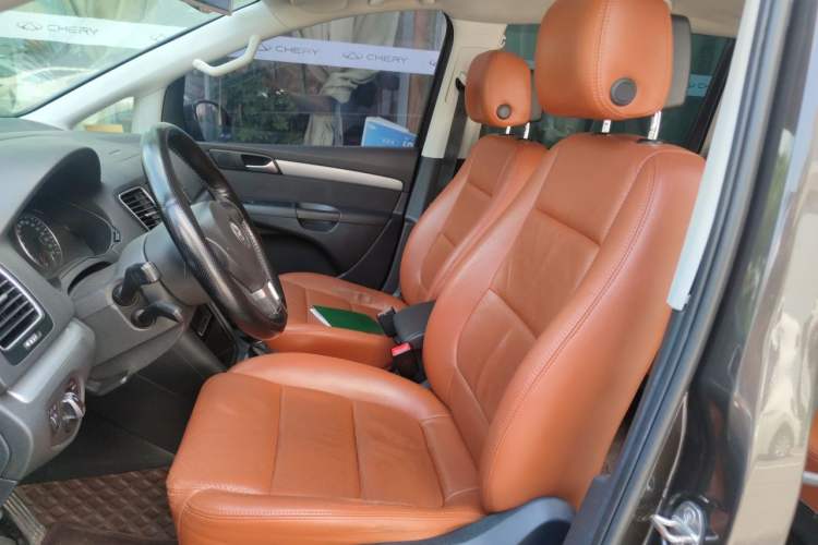 Used Volkswagen Sharan 2013 1.8TSI Standard Model Euro IV Left Front Seat