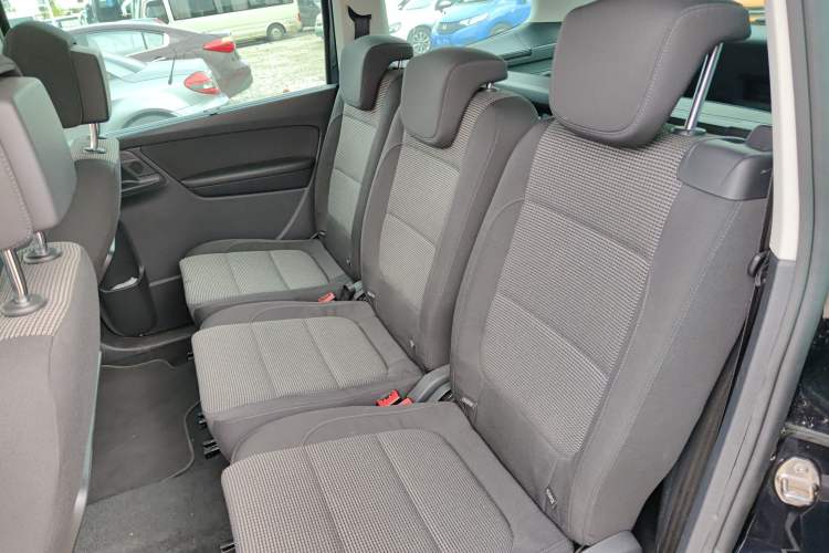 Used Volkswagen Sharan 2013 1.8TSI Standard Model Left Rear Seat