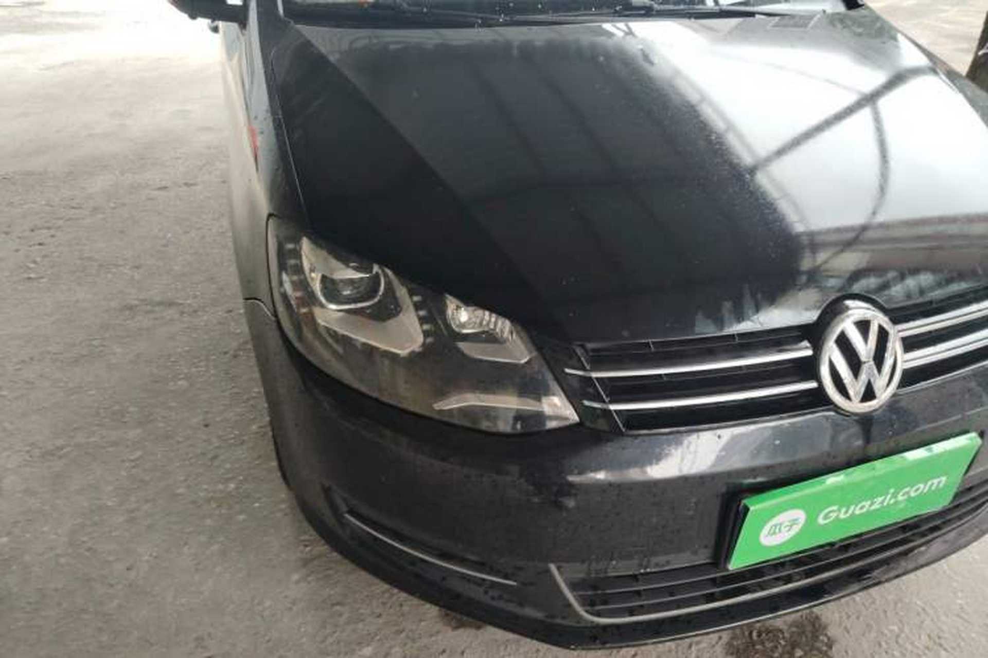 Used Volkswagen Sharan 2013 2.0 TSI Comfort Model Right Front Headlight