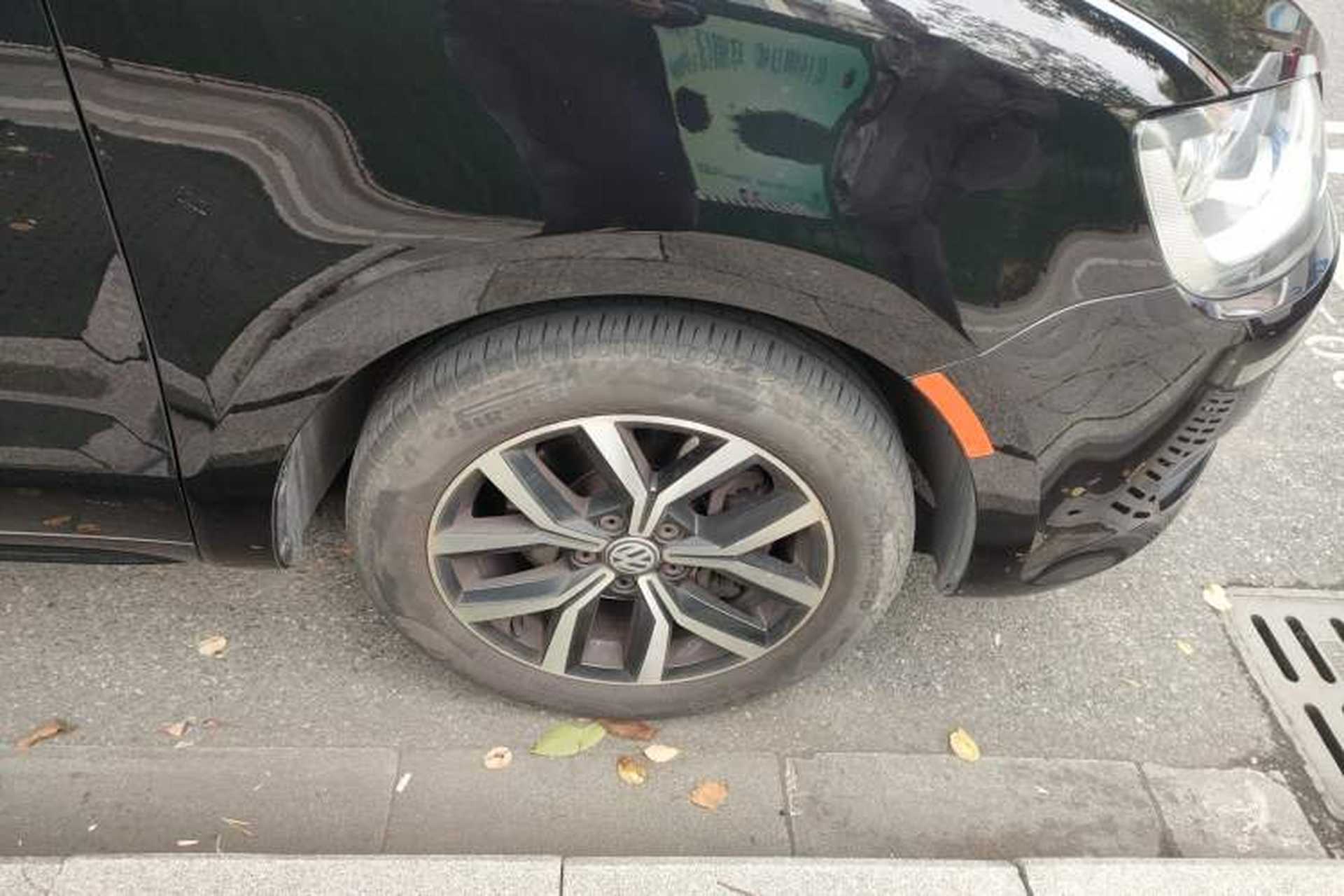 Used Volkswagen Sharan 2013 1.8TSI Comfort Model Right Front Wheel Hub