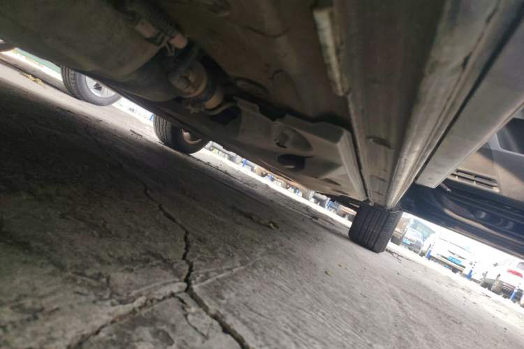 Used Volkswagen Sharan 2013 1.8TSI Standard Model Right Side Sill
