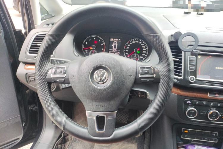 Used Volkswagen Sharan 2013 2.0 TSI Comfort Model Steering Wheel