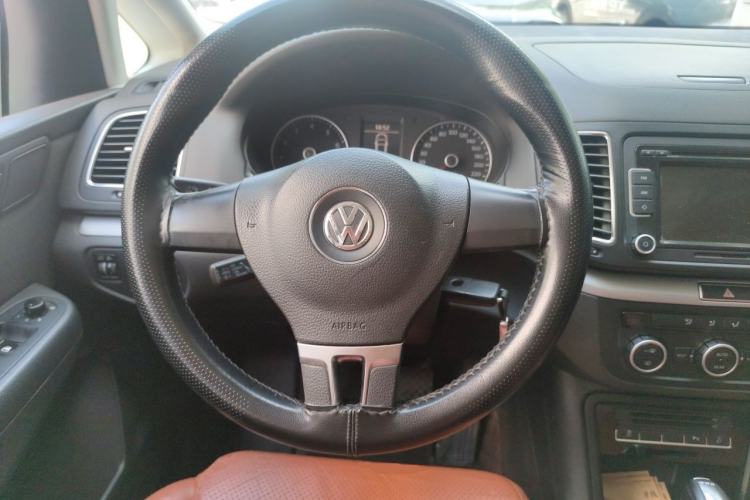 Used Volkswagen Sharan 2013 1.8TSI Standard Model Euro IV Steering Wheel