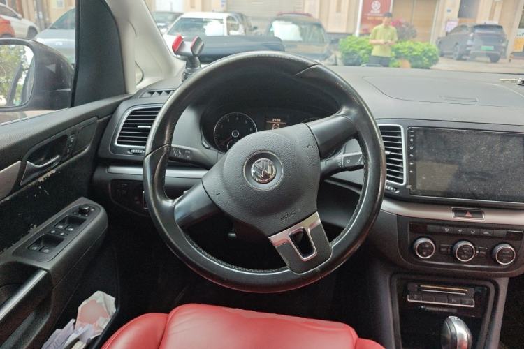 Used Volkswagen Sharan 2013 1.8TSI Standard Model Steering Wheel