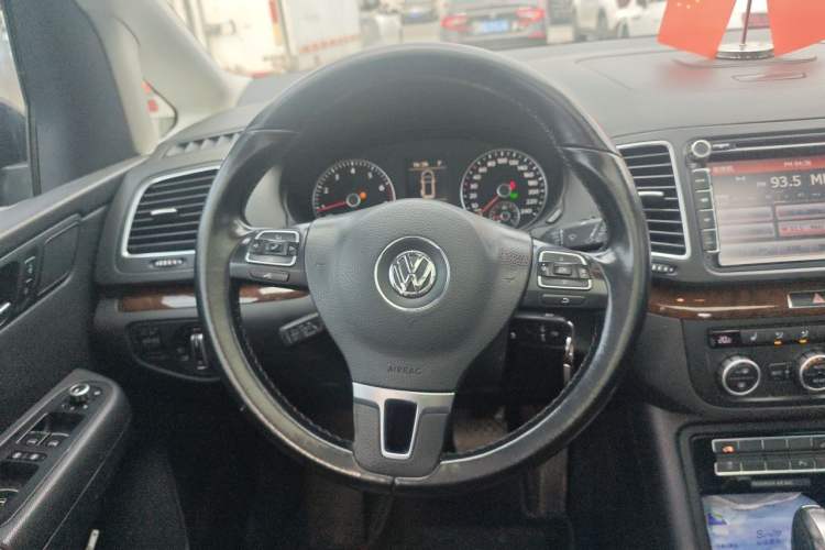 Used Volkswagen Sharan 2013 1.8TSI Comfort Model Euro IV Steering Wheel