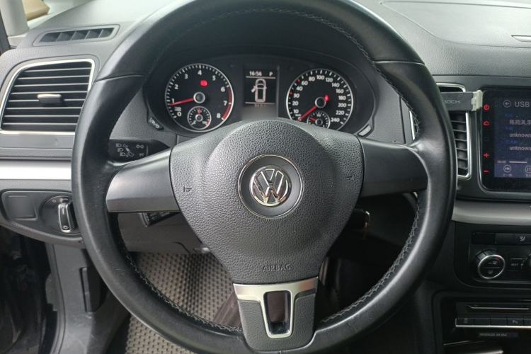 Used Volkswagen Sharan 2013 1.8TSI Standard Model Euro IV Steering Wheel