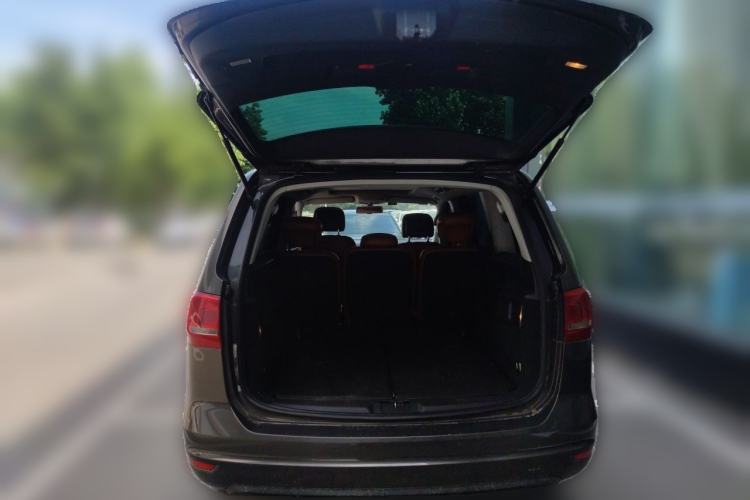 Used Volkswagen Sharan 2013 1.8TSI Standard Model Euro IV Trunk
