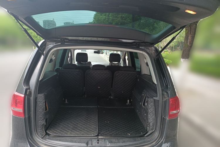Used Volkswagen Sharan 2013 1.8TSI Standard Model Euro IV Trunk