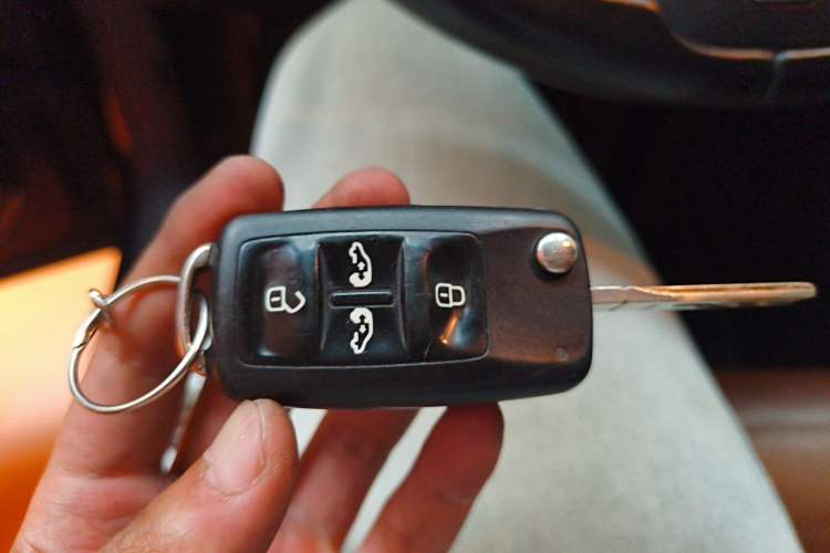 Used Volkswagen Sharan 2013 2.0 TSI Comfort Model Vehicle Key