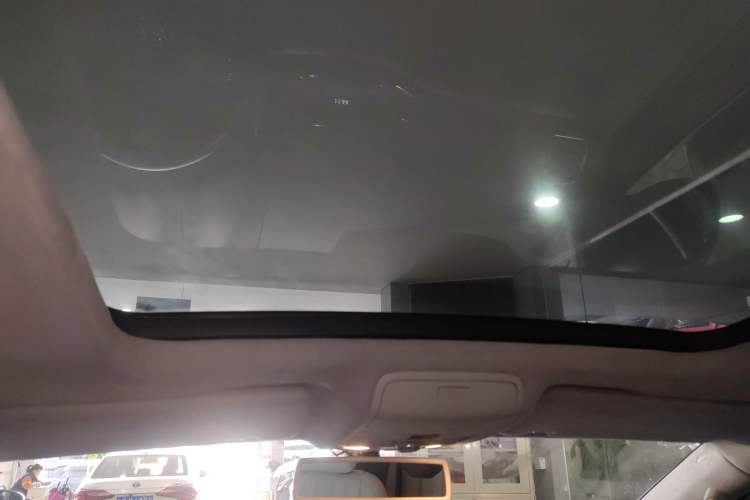 Used Volkswagen Sharan 2013 2.0 TSI Comfort Model Headliner