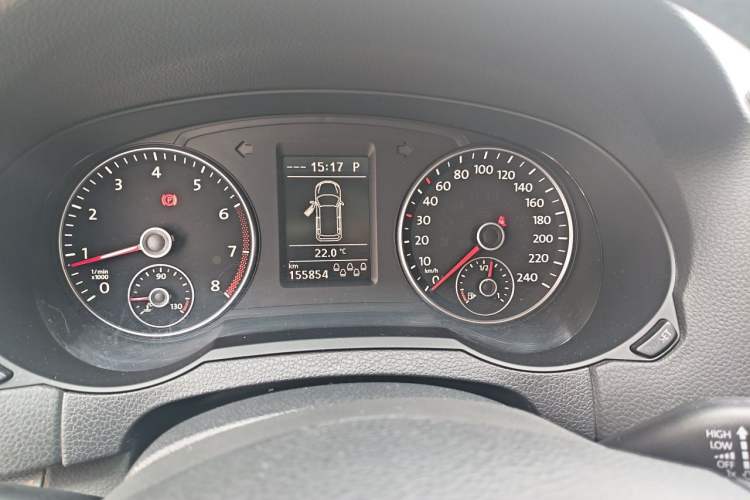 Used Volkswagen Sharan 2013 2.0 TSI Standard Model Instrument Cluster
