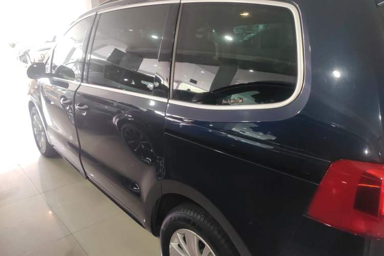 Used Volkswagen Sharan 2013 2.0 TSI Comfort Model Left Side