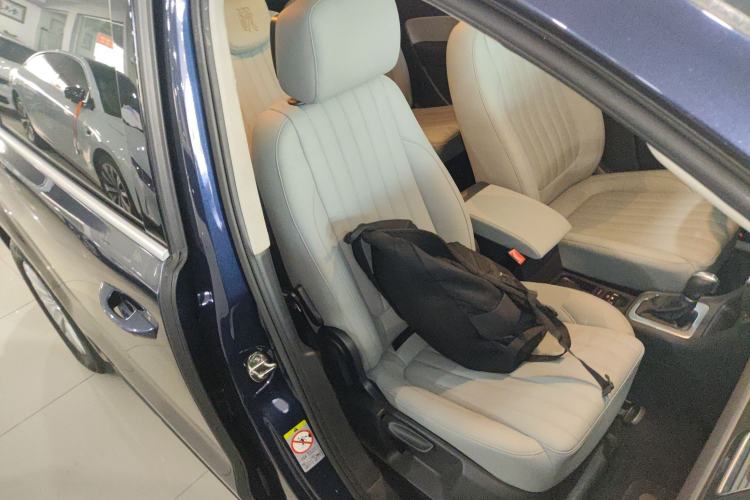 Used Volkswagen Sharan 2013 2.0 TSI Comfort Model Right Front Seat