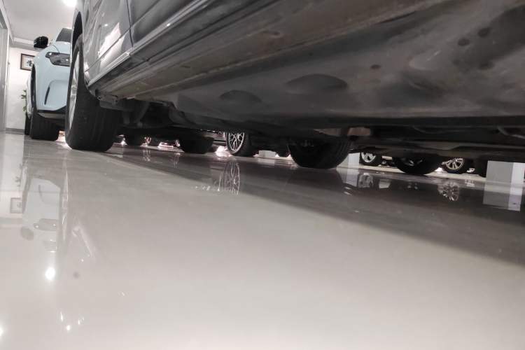 Used Volkswagen Sharan 2013 2.0 TSI Comfort Model Right Side Sill