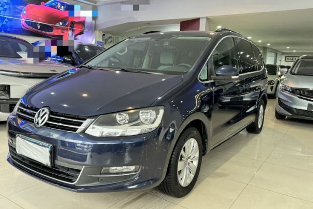 Ojetý Volkswagen Sharan 2013 2.0 TSI Comfort Model