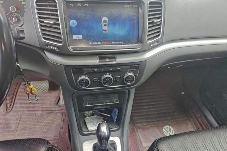 Used Volkswagen Sharan 2013 1.8TSI Standard Model Euro IV Audio And AC Panel