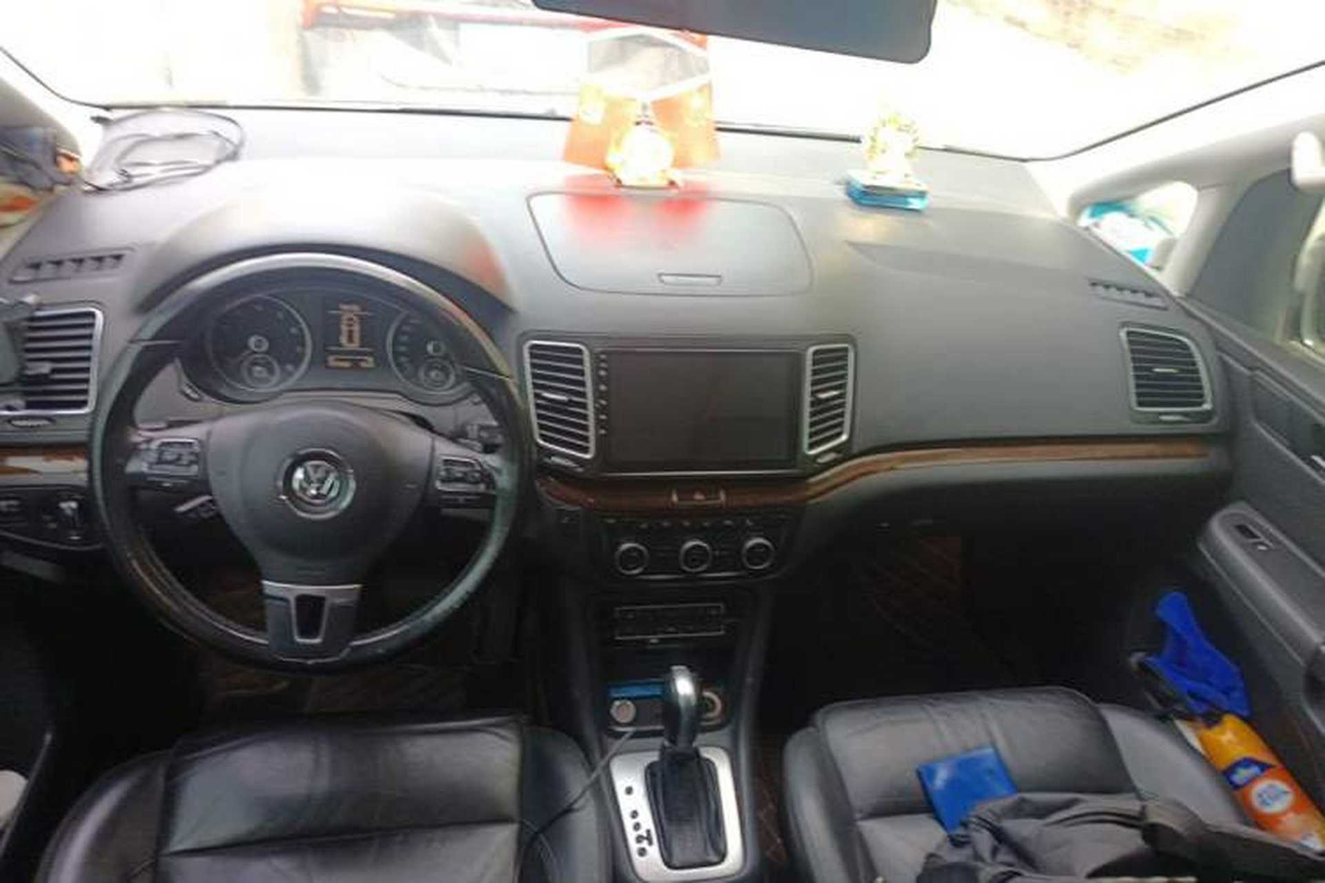 Used Volkswagen Sharan 2013 2.0 TSI Luxury Model Center Console