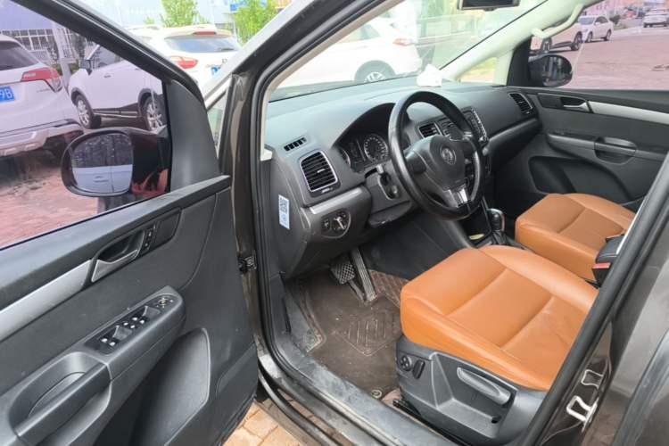 Used Volkswagen Sharan 2013 1.8TSI Standard Model Euro IV Driver Seat