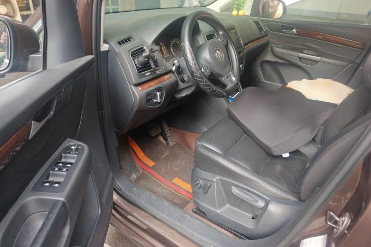 Used Volkswagen Sharan 2013 2.0 TSI Comfort Model Driver Seat
