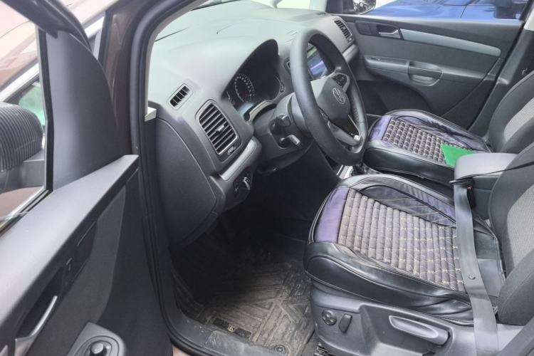Used Volkswagen Sharan 2013 2.0 TSI Standard Model Driver Seat