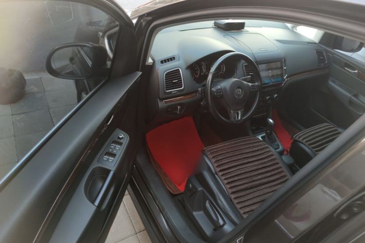 Used Volkswagen Sharan 2013 1.8TSI Standard Model Euro IV Driver Seat