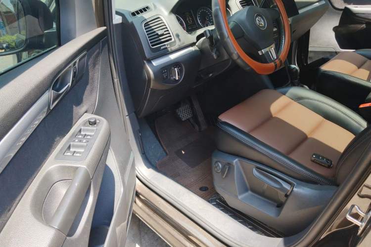 Used Volkswagen Sharan 2013 1.8TSI Standard Model Driver Seat