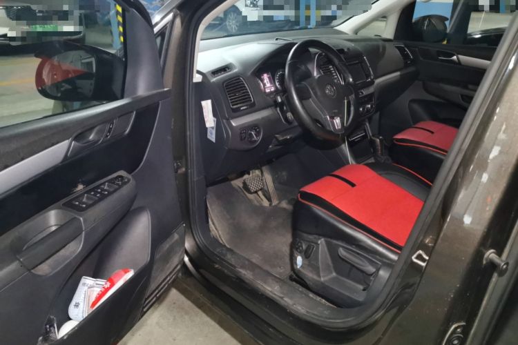 Used Volkswagen Sharan 2013 2.0 TSI Standard Model Driver Seat