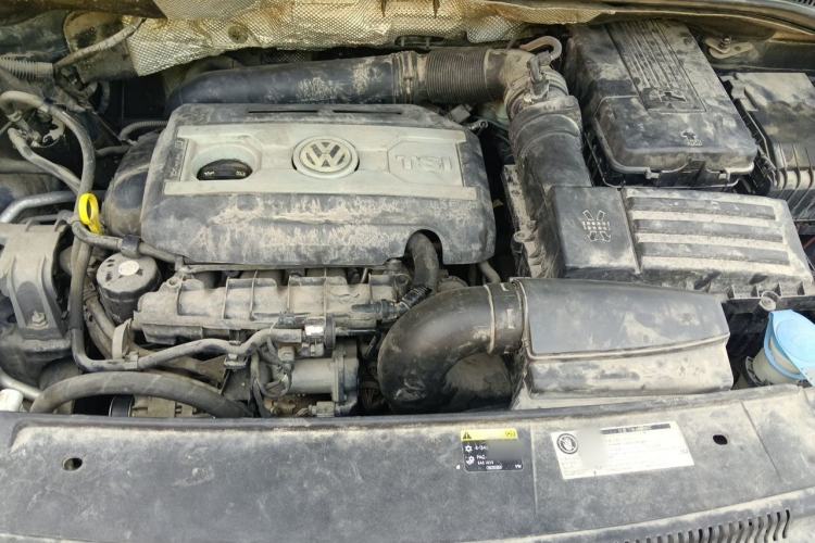 Used Volkswagen Sharan 2013 1.8TSI Standard Model Euro IV Engine Bay