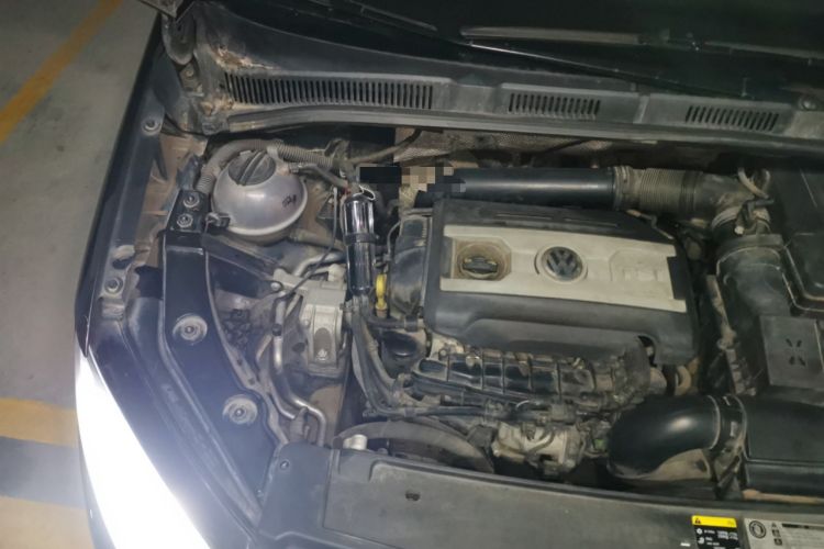 Used Volkswagen Sharan 2013 2.0 TSI Standard Model Engine Bay Right